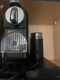 Nespresso machine with frother