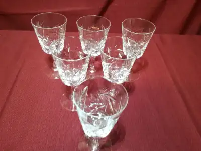 Pinwheel Crystal Wine Glasses (6 in the set), View more