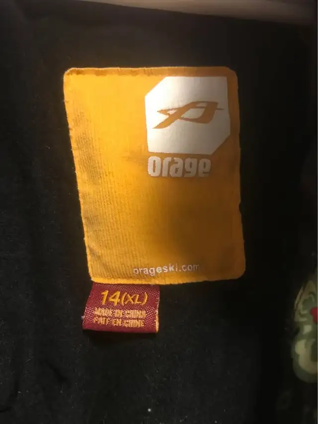 Winter coat size 14 (kids) in Kids & Youth in Dartmouth - Image 3