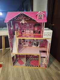 Doll house for sale! Moving must go.