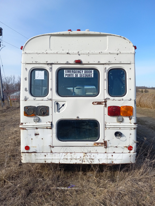 1994 Ford E350 bus 7.3 engine in Cars & Trucks in Owen Sound - Image 3