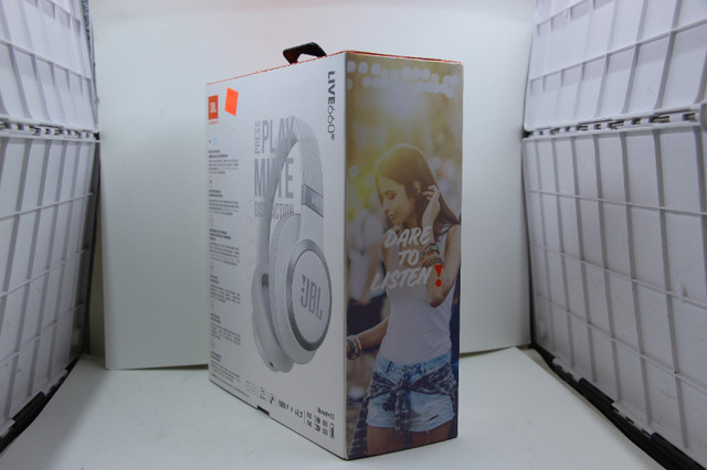 JBL Tune 660NC - Wireless, On-ear (#13549-3) in General Electronics in City of Halifax - Image 2
