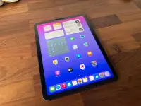 2022 M1 iPad Air 256GB 5th Gen