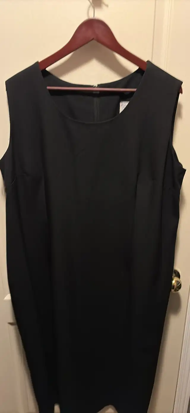 women’s clothing 2x and 3x for sale many pieces w original tags in Women's - Tops & Outerwear in Oshawa / Durham Region - Image 4