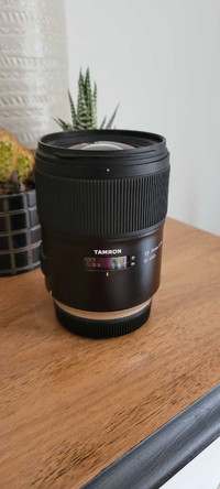 Tamron 35mm 1.4 lens for canon