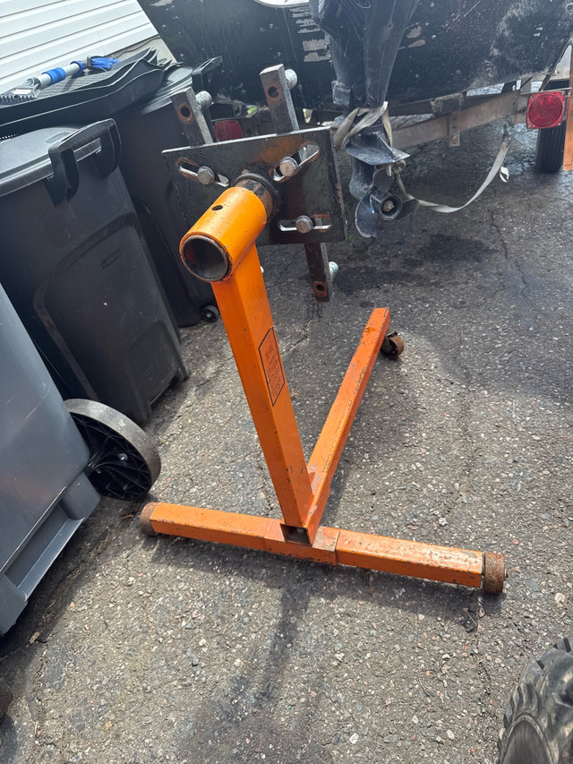 Engine Stand in Engine & Engine Parts in Thunder Bay - Image 2
