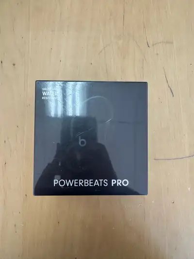 Powerbeats Pro - BNIB, View more