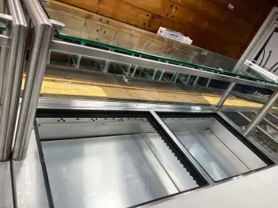 True TSSU-60-24M-B-ST-HC 60" Mega Top Salad/Sandwich Prep Table – $1,200 (with Sneezeguard $1,500)....