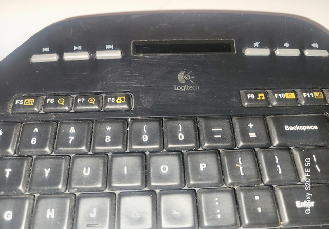 Logitec  MK700 Wireless keyboard in Mice, Keyboards & Webcams in Lethbridge - Image 3