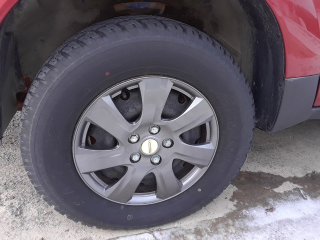 2002 Saturn SUV ROTTEN Frame not driveable in Cars & Trucks in Timmins - Image 3
