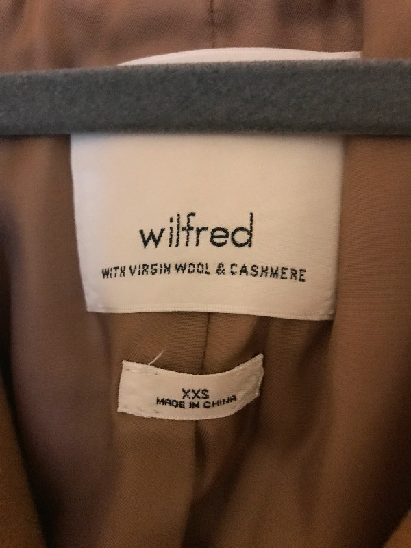 Wilfred Borda coat in camel (XXS) in Women's - Tops & Outerwear in City of Toronto - Image 3