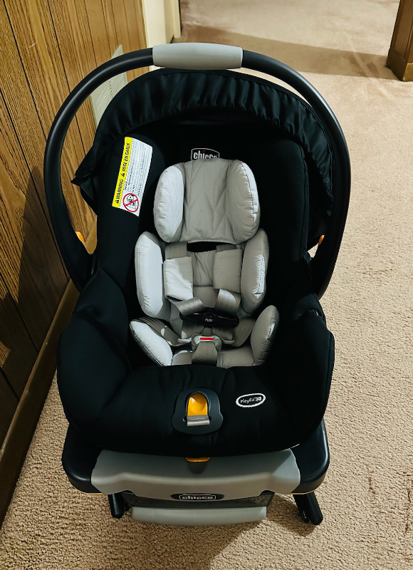 Chicco Keyfit30 infant car seat - like NEW in Strollers, Carriers & Car Seats in City of Toronto - Image 2