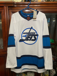 Winnipeg Jets Reverse Retro Jersey Size 46 (Men’s S)