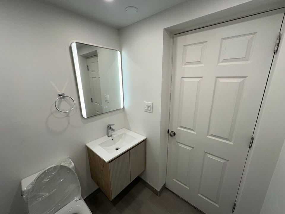 Renovated and nice 2.5-room apartment in NDG neighborhood — photo 3
