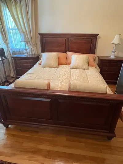 Chambre à coucher (Lit Queen + 2 tables nuit) - Bedroom (3 pcs), View more