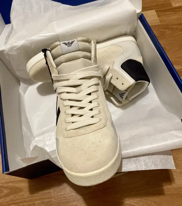 Armani Mens Shoes New in Box Rare in Men's in City of Toronto - Image 4