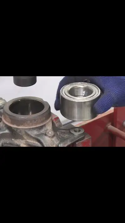 Hydraulic press for wheel bearings, View more