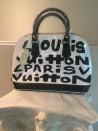 LV - Louis Vuitton Handbags