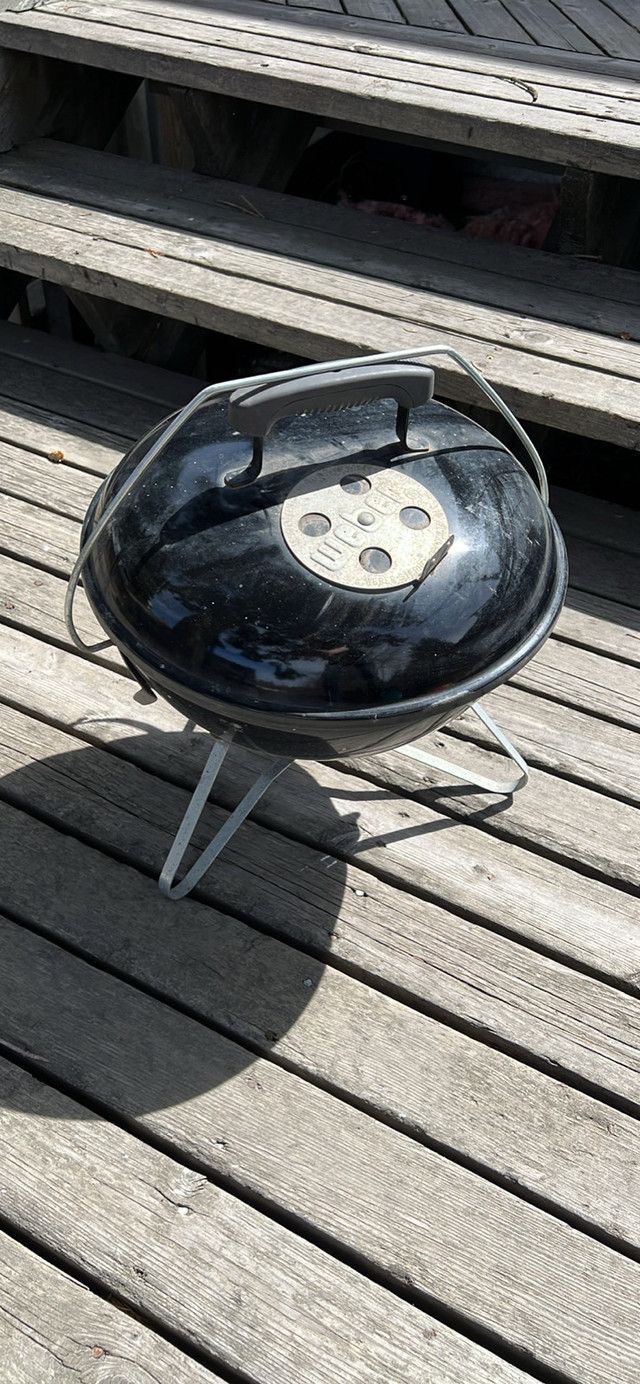 Weber Portable Charcoal Grill in BBQs & Outdoor Cooking in Calgary