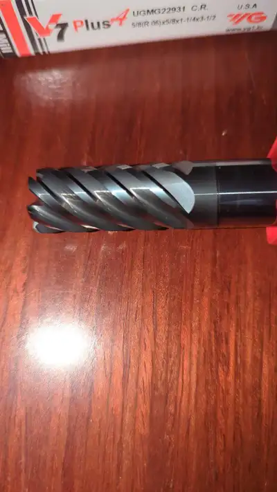Brand new 5/8 YG-1 SOLID CARBIDE END MILL. Retail for over $250. Selling for $90 o.b.o