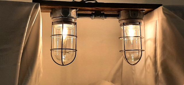 Superbe Plafonnier de Style Industriel Antique dans Éclairage intérieur et plafonniers  à Granby - Image 3