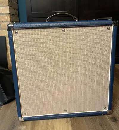 $800. TRADE OFFERS WELCOME, but cash preferred. In London. Reasonable meet ups considered, will ship...