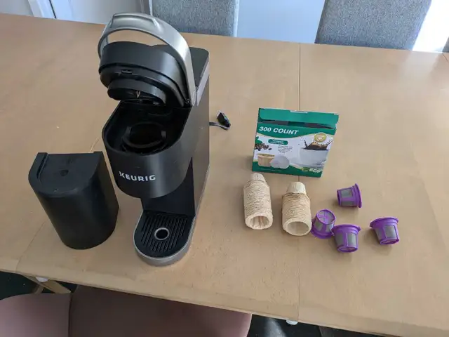 Keurig K-Mini Plus in Coffee Makers in City of Montréal - Image 2