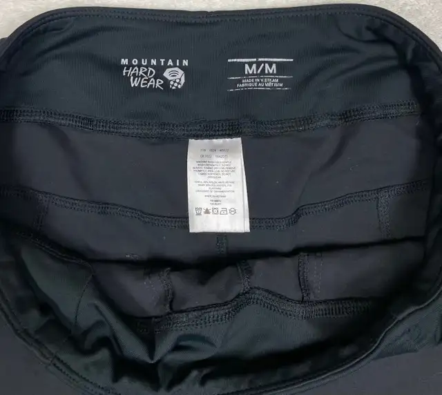 Mountain Hardwear Dynama Capri Pants - Women's Size Medium in Women's - Bottoms in Edmonton - Image 4