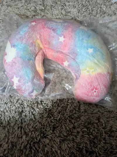Glow-In-The-Dark U-Shaped Fluffy Pet Pillow, View more
