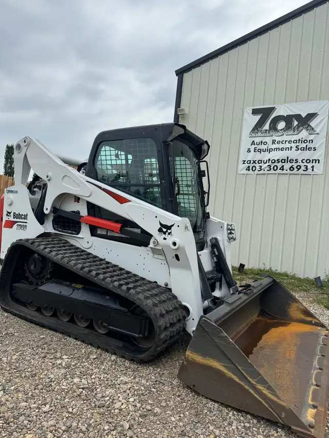 **2018 Bobcat T740 Track Loader, Good Shape* $0 Down Financing** in Heavy Equipment in Red Deer - Image 5