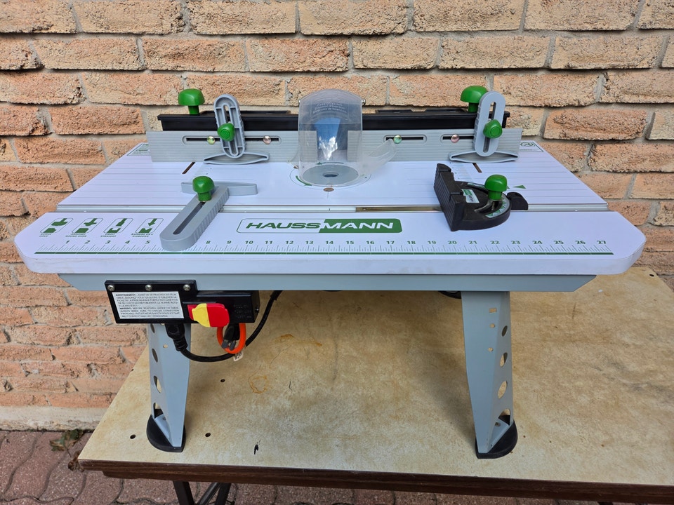 SOLD-Router Table, New | Power Tools | City of Toronto | Free local ...