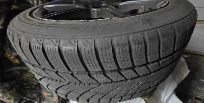 I'm selling a set of winter tires that came off my 2015 Golf GTI, which includes four mounted winter...