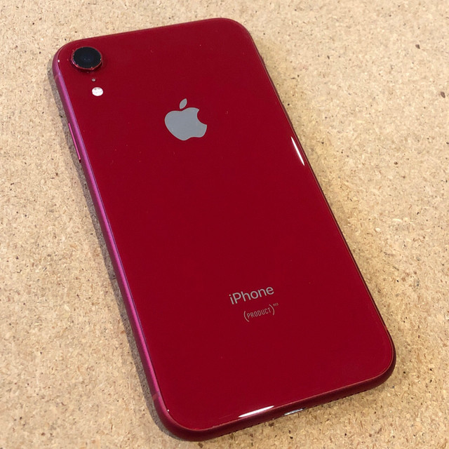 Apple iPhone XR PRODUCT RED (64GB Unlocked) Battery Health 87% in Cell Phones in Ottawa