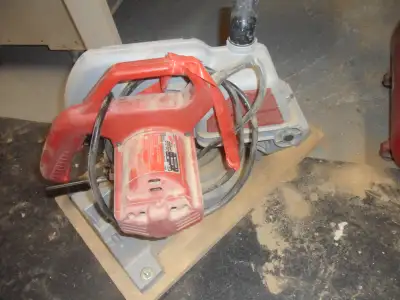 Milwaukee Magnum miter saw, 10 inch