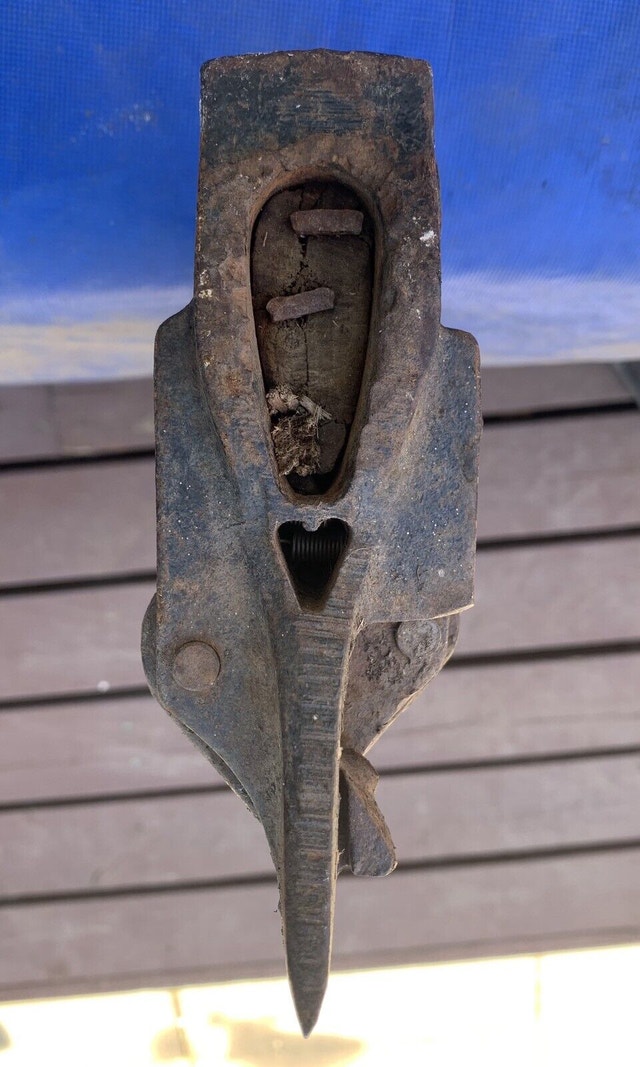 Chopper 1 Axe wood splitter spring loaded Hand tool Hand Tools St