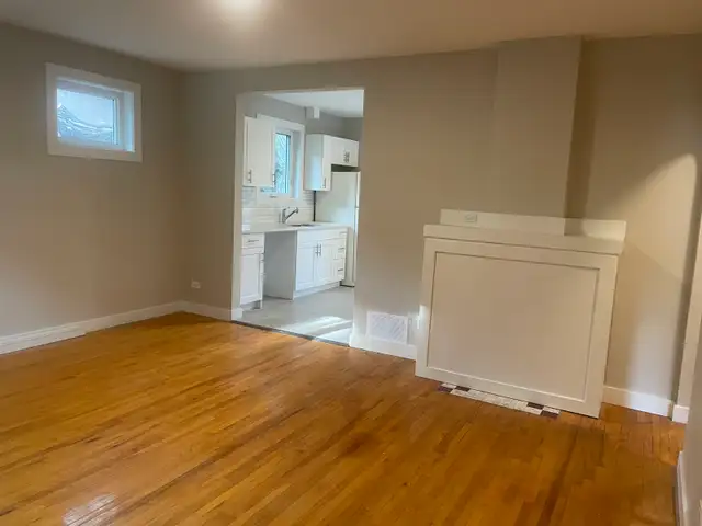 Renovated 4 Bedroom Home near Gyro Park - Fully Fenced Yard in Long Term Rentals in Lethbridge - Image 7