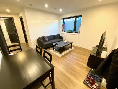 Unfurnished Beautiful 2-bedroom basement suite available in the Upper Lonsdale area of North Vancouv...