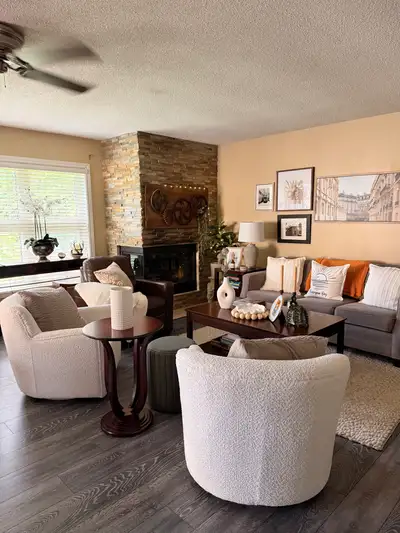 Cozy Winter Seasonal Rental Lighthouse Pt w Garage Collingwood, View more