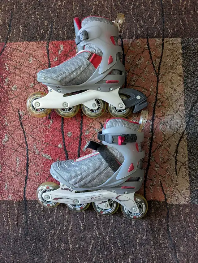 inline skates in Skates & Blades in Hamilton - Image 4