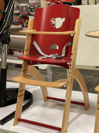 Pali Pappy High Chair - Red FLOORMODEL is ON SALE