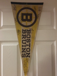 Vintage Collector's Boston Bruins Signed Banner