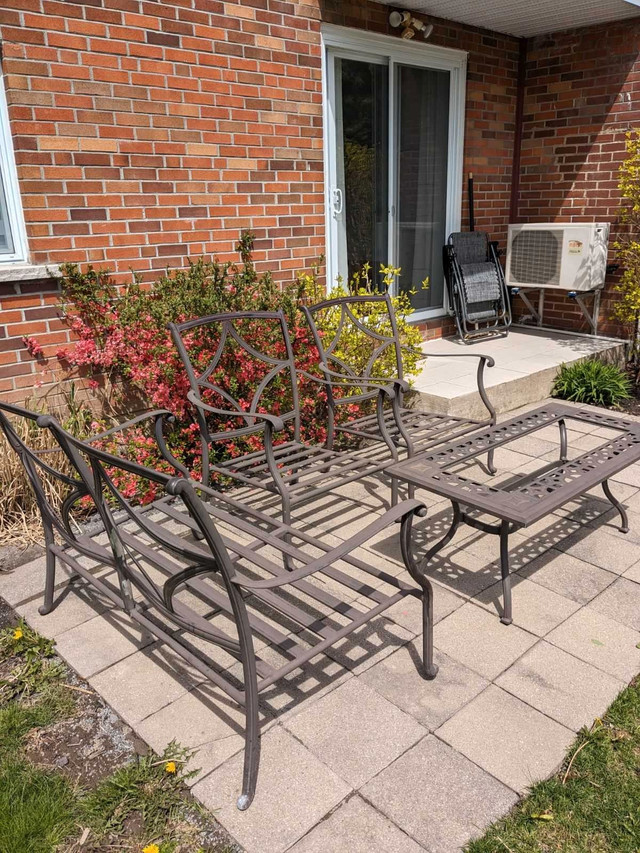 Ensemble patio avec banc dans Mobilier pour terrasse et jardin  à Longueuil/Rive Sud - Image 3