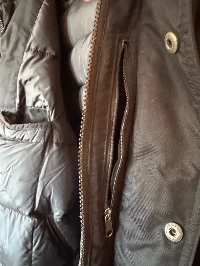 LANDS END Men’s Down Parka - XL - Black in Men's in Calgary - Image 9