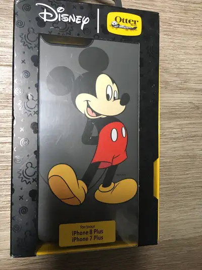 Otterbox Symmetry ries Disney case for iPhone 7/8 plus