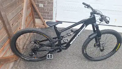 Full Shimano : XT transmision excellent condition Brand new wheels, Stan Flow alu rims on Shimano hu...