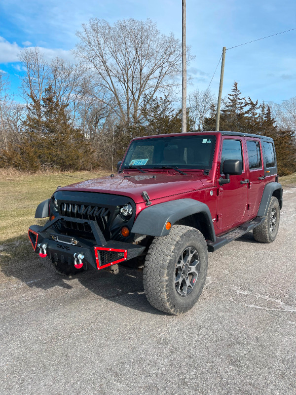 2011 Jeep Wrangler RUBICON 4x4 **CERTIFIED** Auto with WARRANTY! in Cars & Trucks in Belleville - Image 2