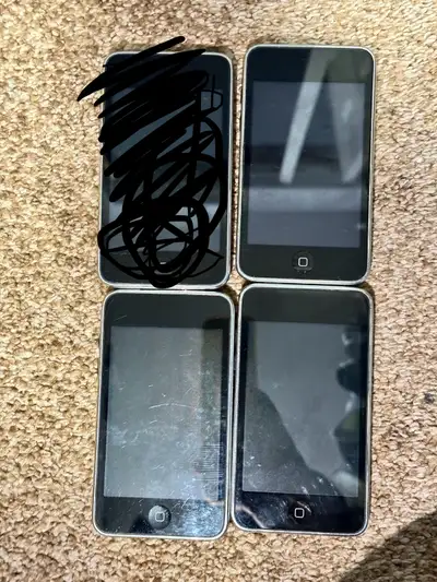 Apple iPod touch 3rd gen 16GB, 32GB, View more