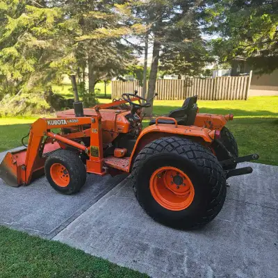 Selling my 20hp B8200 HST Great compact tractor in good condition, with a loader. Well maintained. A...