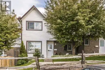 Room Available Near Conestoga College Doon
