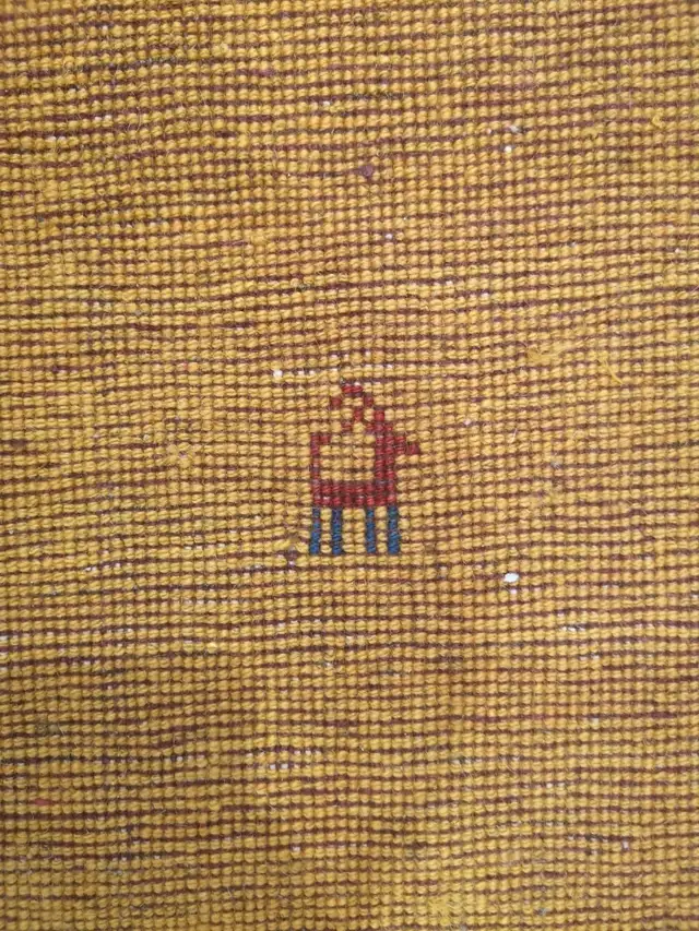 Handmade Gabbeh Kashkoli Wool Area Rug approx 4x6 in Rugs, Carpets & Runners in Oshawa / Durham Region - Image 4
